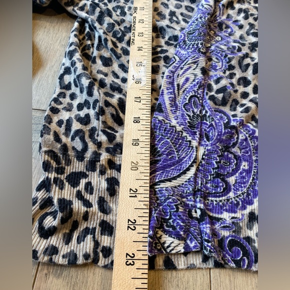 Women’s Chico’s Open Sweater Cardigan Leopard Purple Paisley Sz 2 Large - Picture 9 of 10